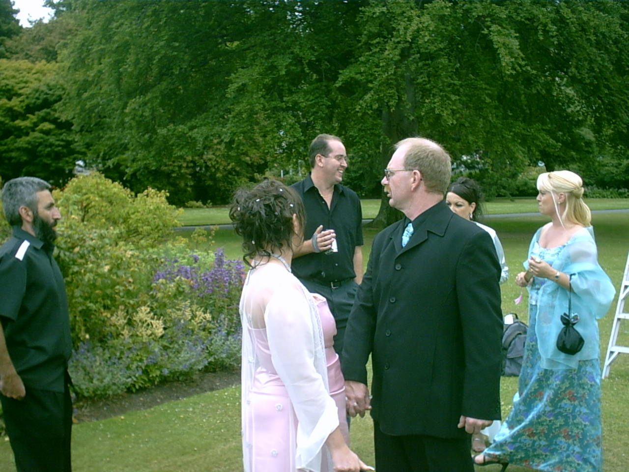 Kiesanowski and Kerdemelidis wedding trip/3_Garden_Photos/IMG00008.JPG